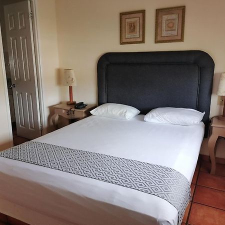 Suites Las Palmas San Jose del Cabo Luaran gambar